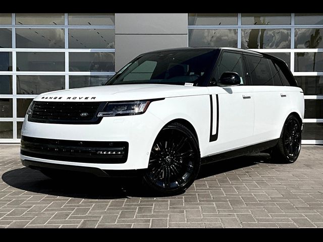 2025 Land Rover Range Rover SE