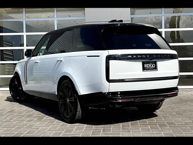 2025 Land Rover Range Rover SE