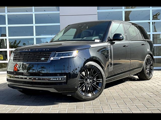 2025 Land Rover Range Rover SE