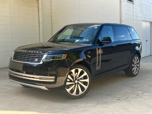 2025 Land Rover Range Rover SE