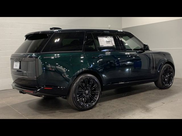 2025 Land Rover Range Rover SE