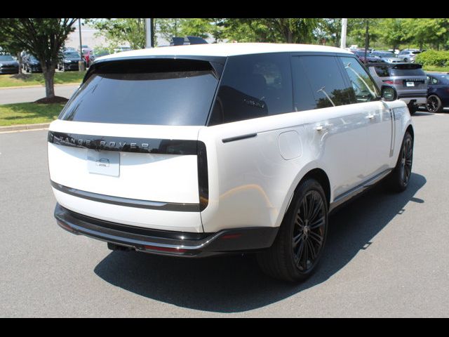 2025 Land Rover Range Rover SE