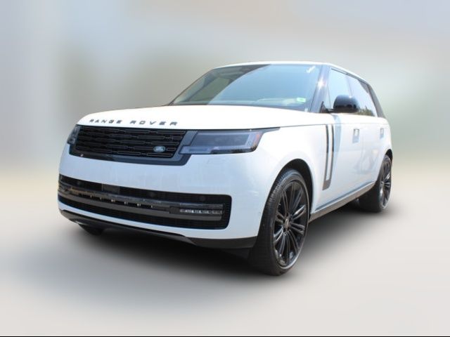2025 Land Rover Range Rover SE
