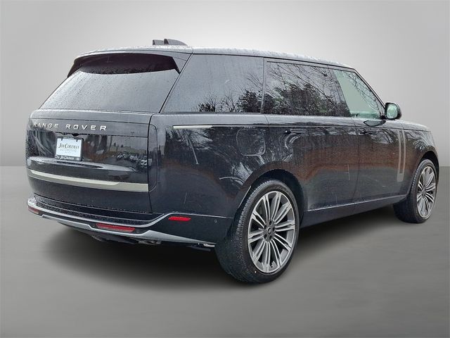 2025 Land Rover Range Rover SE