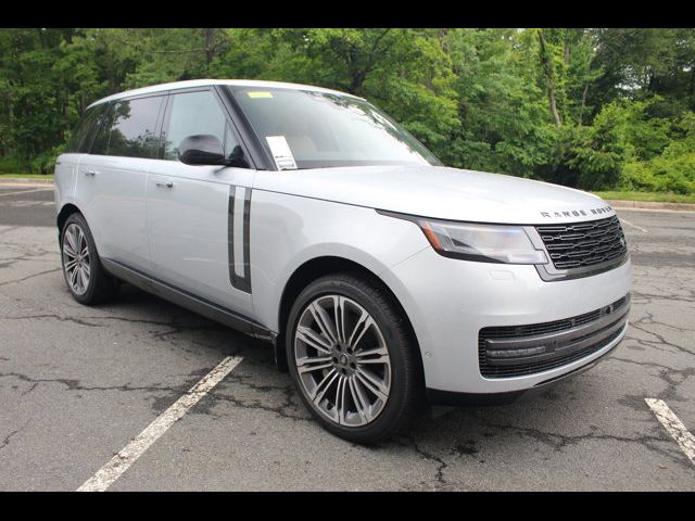 2025 Land Rover Range Rover SE