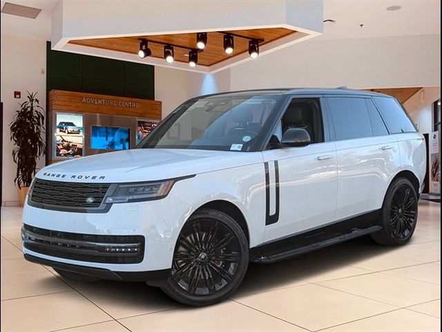 2025 Land Rover Range Rover SE