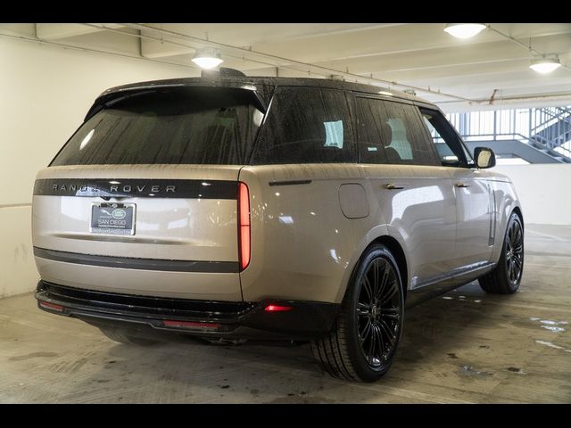 2025 Land Rover Range Rover SE