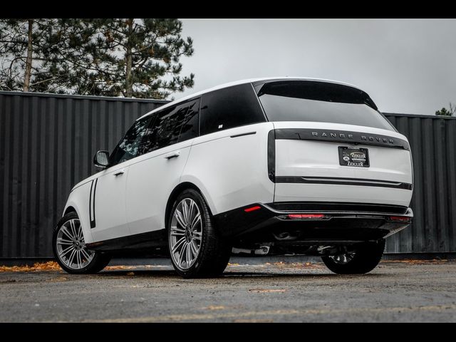 2025 Land Rover Range Rover SE