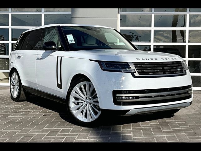 2025 Land Rover Range Rover SE