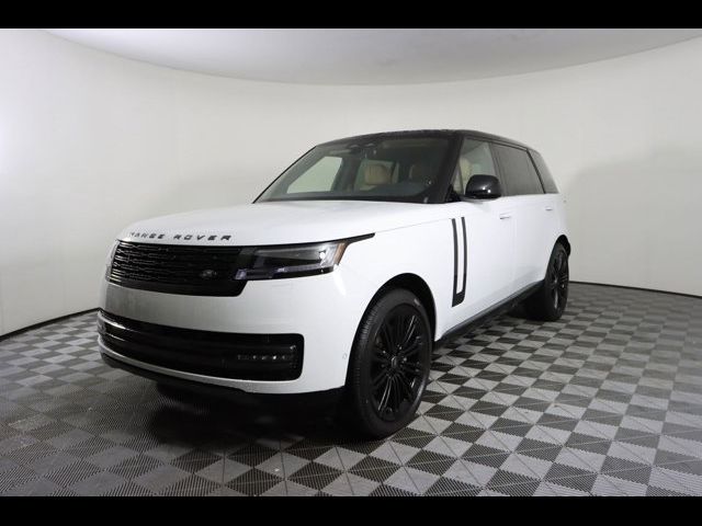 2025 Land Rover Range Rover SE