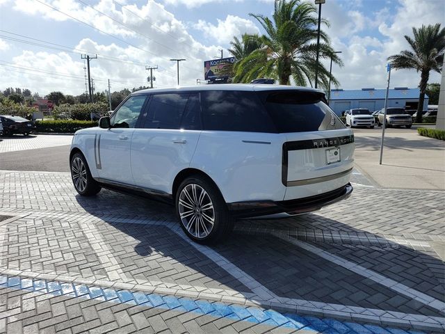 2025 Land Rover Range Rover SE