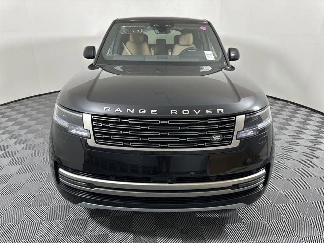 2025 Land Rover Range Rover SE