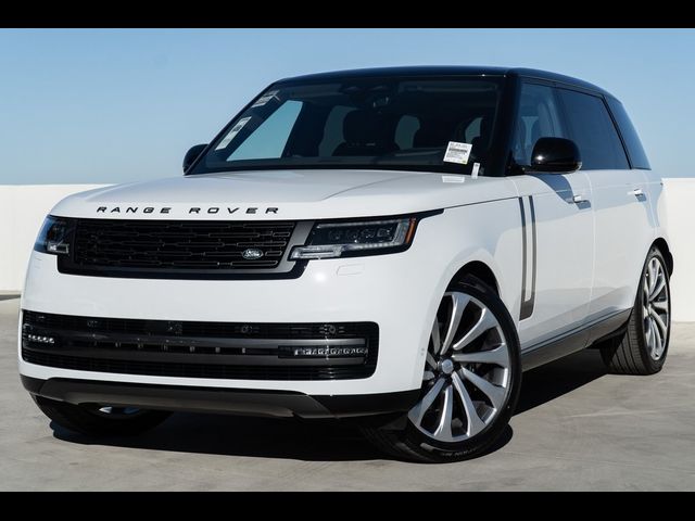 2025 Land Rover Range Rover SE