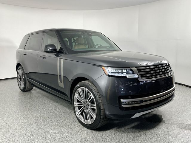 2025 Land Rover Range Rover SE