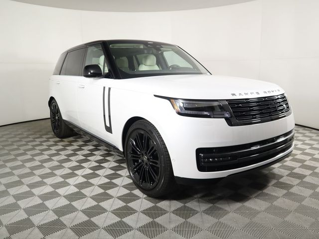 2025 Land Rover Range Rover SE