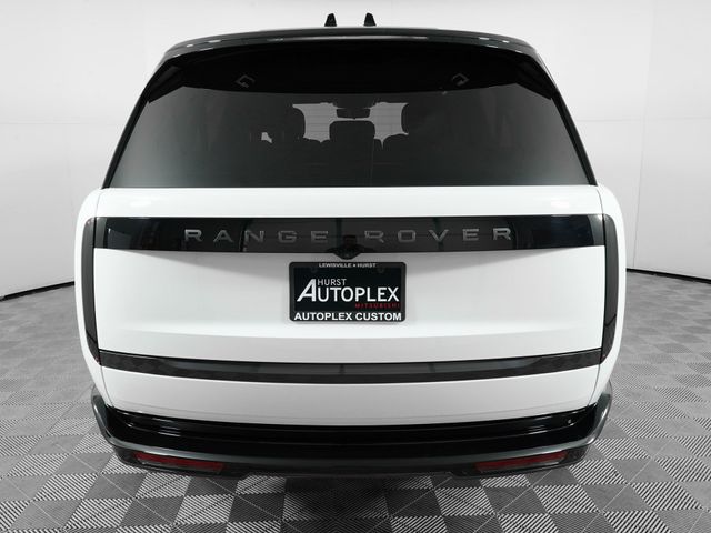 2025 Land Rover Range Rover SE