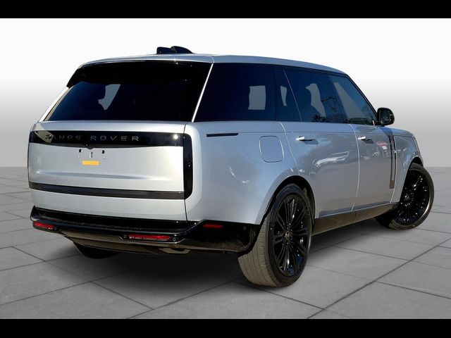 2025 Land Rover Range Rover SE