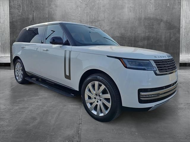 2025 Land Rover Range Rover SE