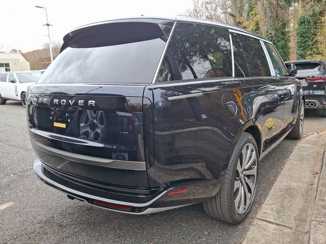 2025 Land Rover Range Rover SE