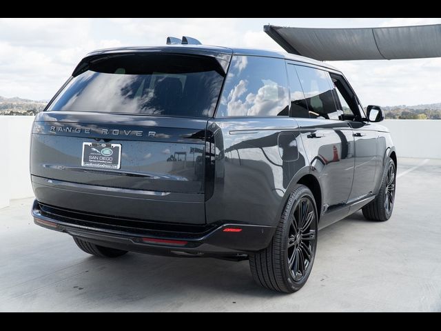 2025 Land Rover Range Rover SE