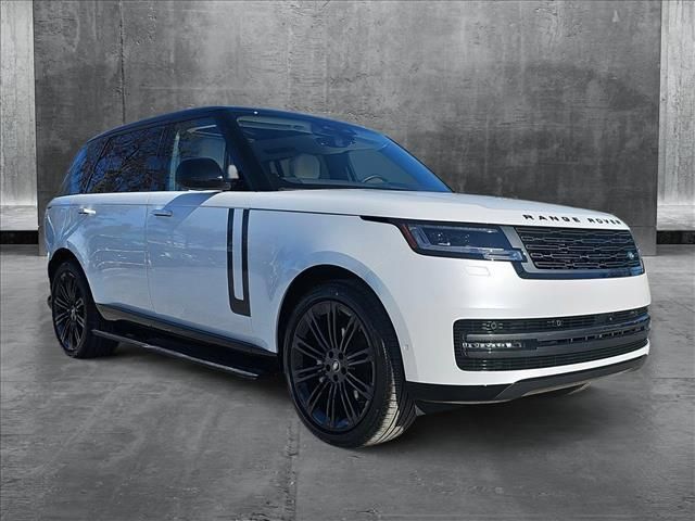 2025 Land Rover Range Rover SE