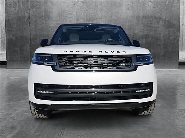 2025 Land Rover Range Rover SE