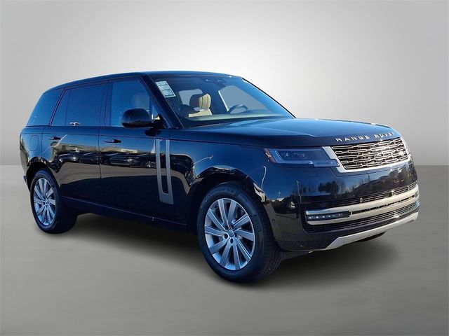 2025 Land Rover Range Rover SE