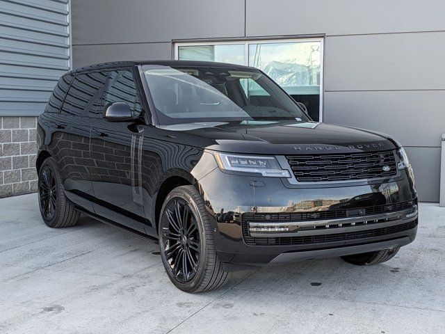 2025 Land Rover Range Rover SE