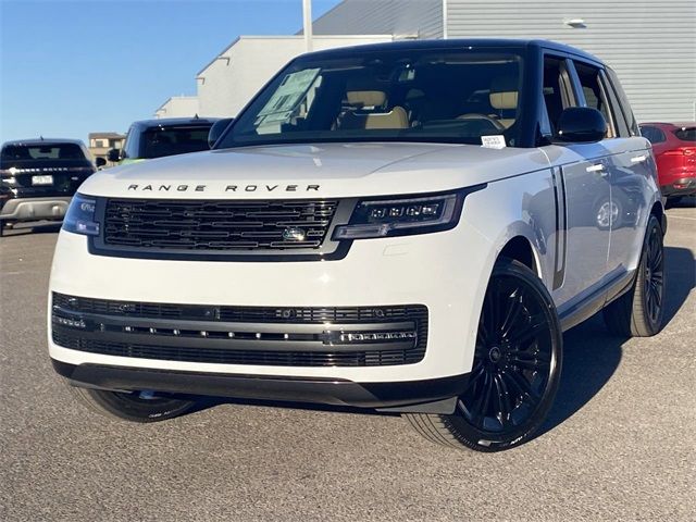 2025 Land Rover Range Rover SE