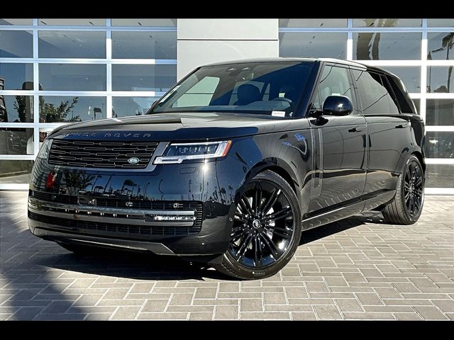 2025 Land Rover Range Rover SE