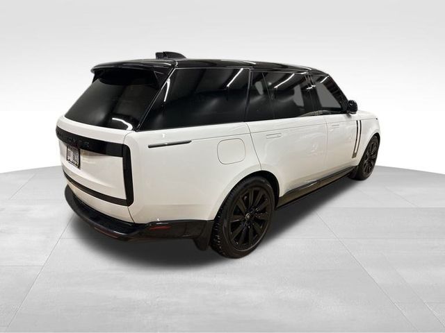 2025 Land Rover Range Rover SE