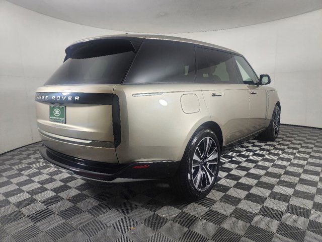 2025 Land Rover Range Rover SE