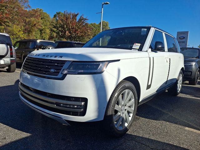 2025 Land Rover Range Rover SE