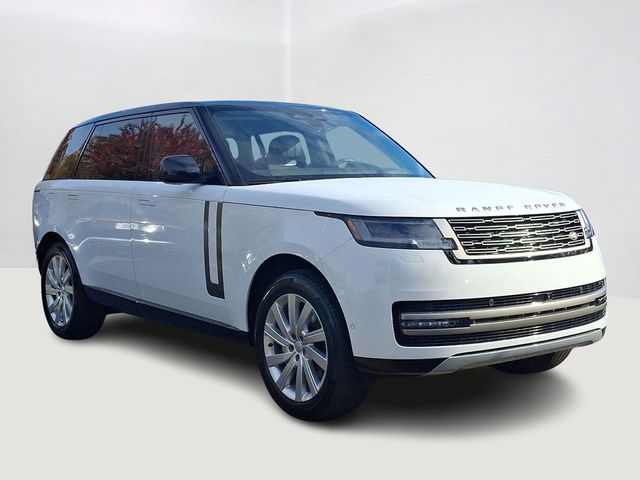 2025 Land Rover Range Rover SE