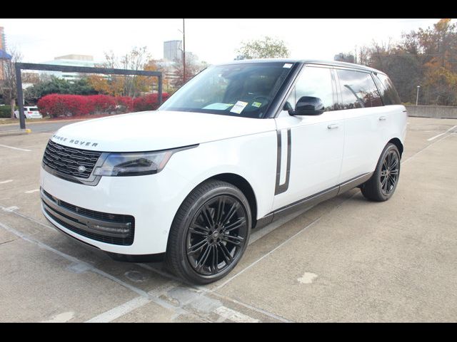 2025 Land Rover Range Rover SE