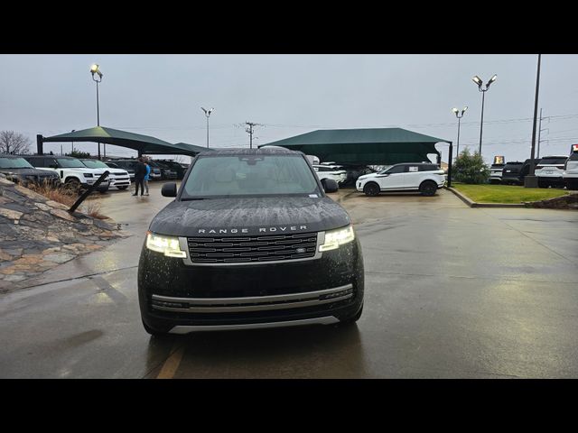 2025 Land Rover Range Rover SE