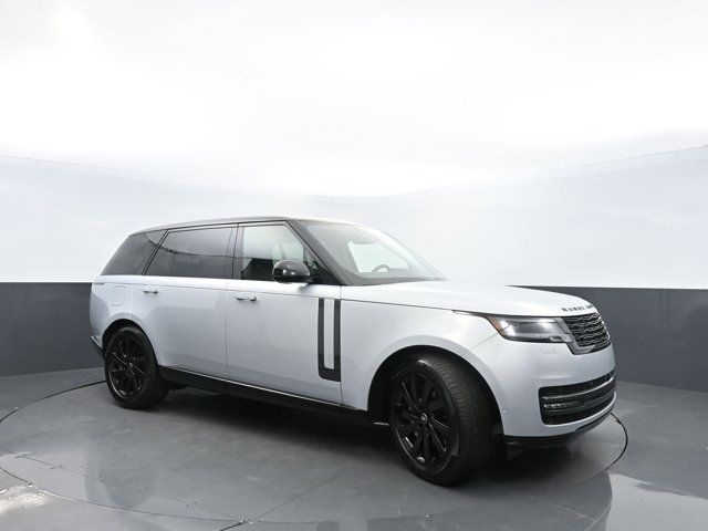 2025 Land Rover Range Rover SE