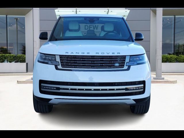 2025 Land Rover Range Rover SE