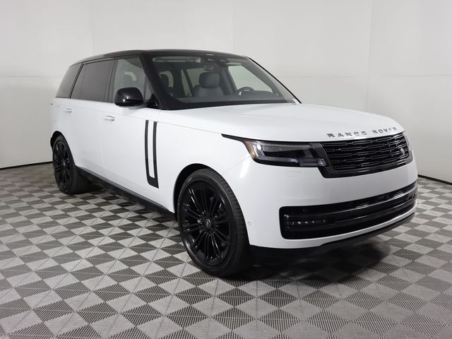 2025 Land Rover Range Rover SE