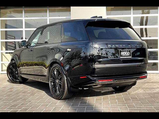 2025 Land Rover Range Rover SE