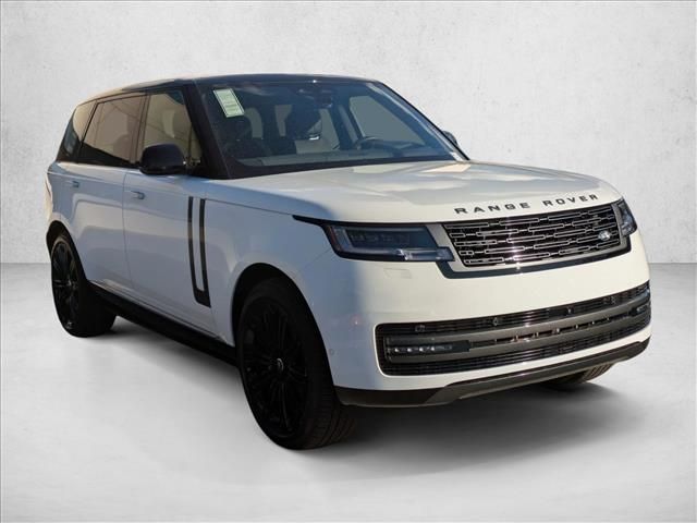 2025 Land Rover Range Rover SE