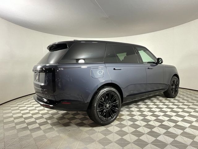 2025 Land Rover Range Rover SE