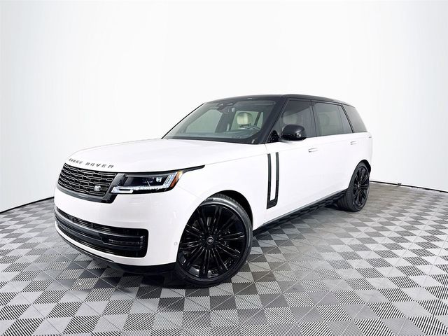 2025 Land Rover Range Rover SE