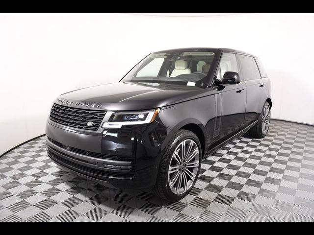 2025 Land Rover Range Rover SE