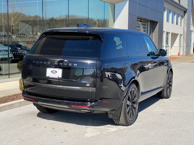 2025 Land Rover Range Rover SE