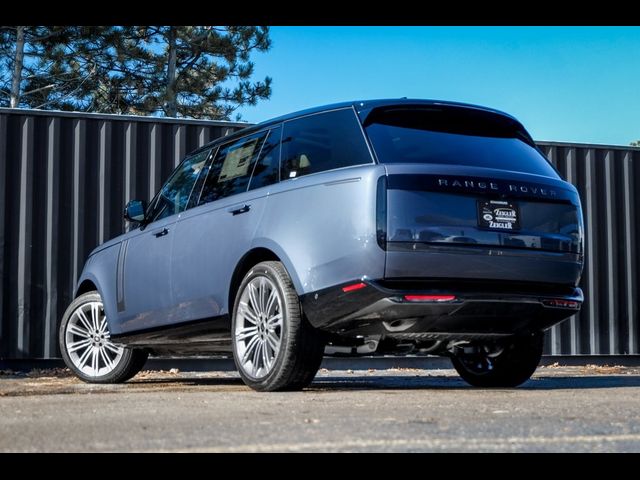 2025 Land Rover Range Rover SE