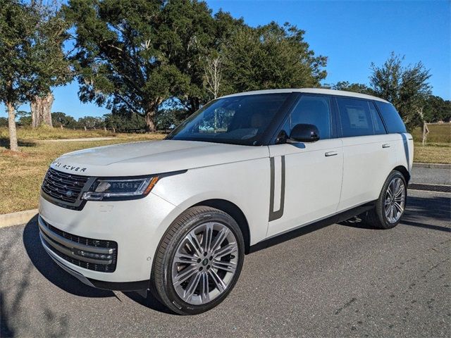 2025 Land Rover Range Rover SE