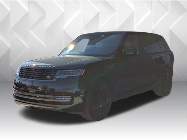 2025 Land Rover Range Rover SE