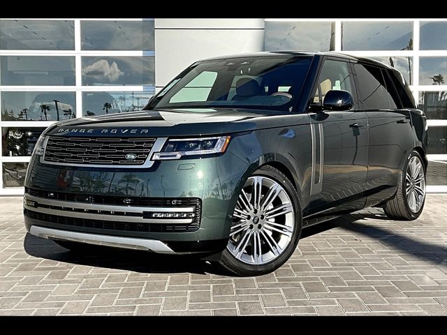 2025 Land Rover Range Rover SE