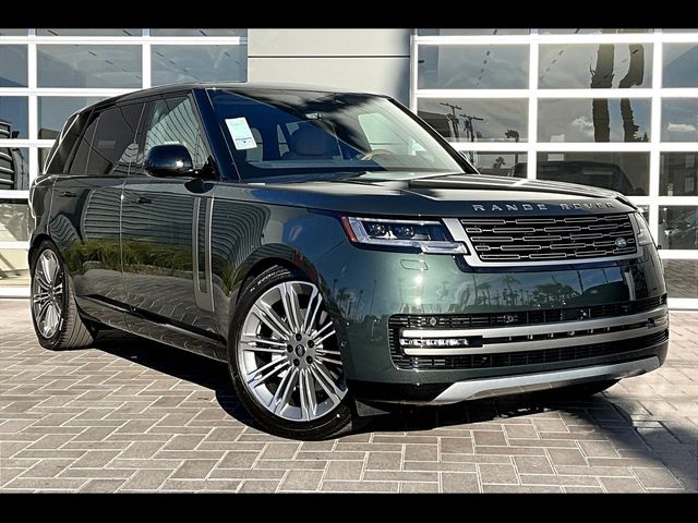 2025 Land Rover Range Rover SE